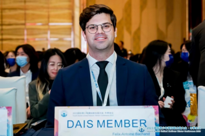 English teacher in Shenzhen China, taking part in Model United Nations and smiling 