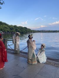 Traditional dresses in China 